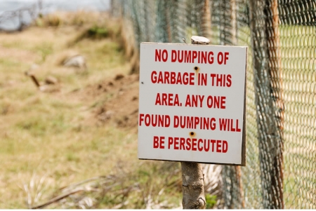 carriacou_garbage_persecution_sign